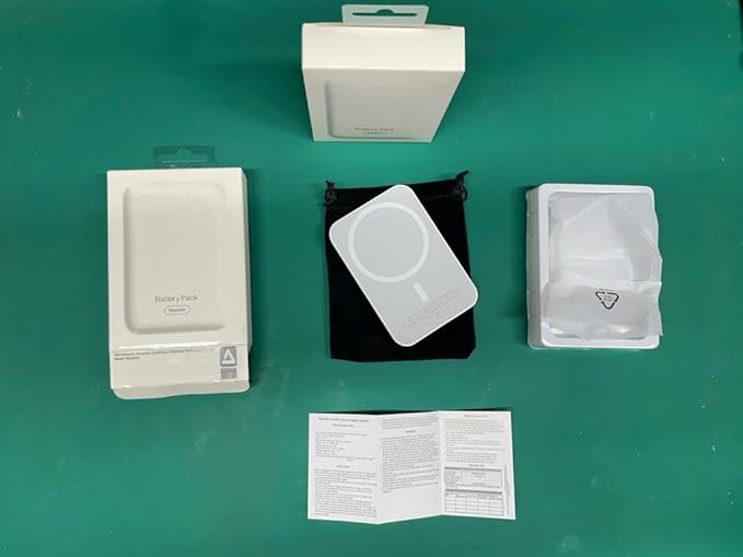 Dsynk Gear 5000mAh MagSafe Wireless Power Bank with Lightning Charging | Compact Pocket-Size Magnetic Portable Charger | Lithium Polymer Battery